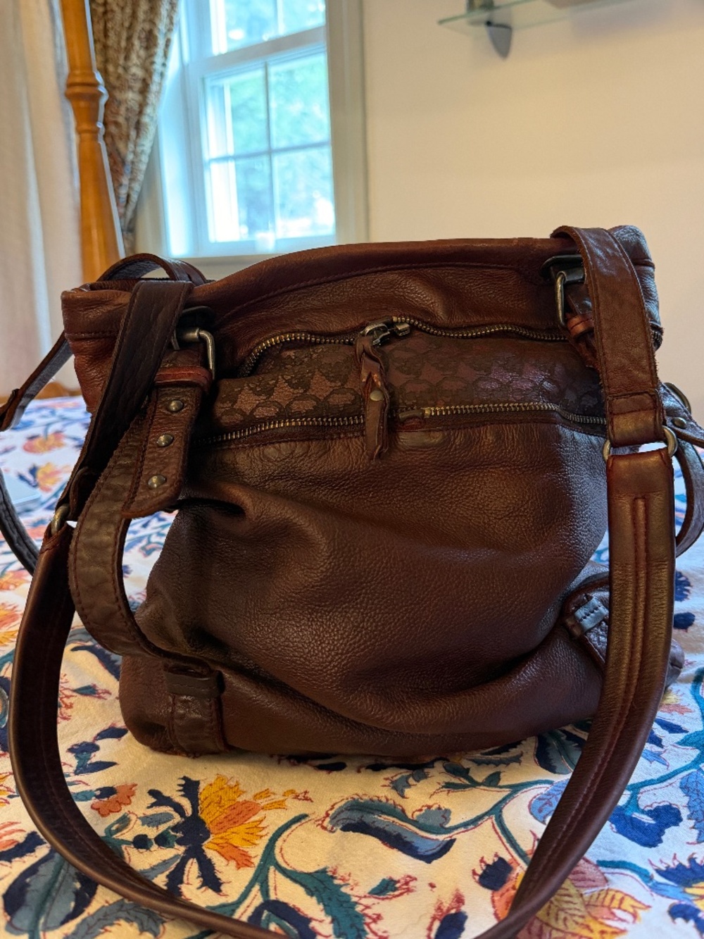 Zadig & Voltaire Cabas Touly Stamp Burgundy 100% Leather Convertible Bag with Sk